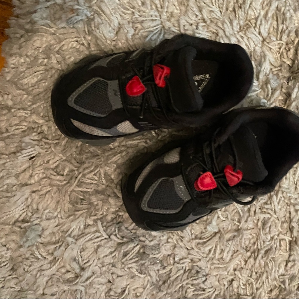 New Balance Black Sneakers with Chunky Design